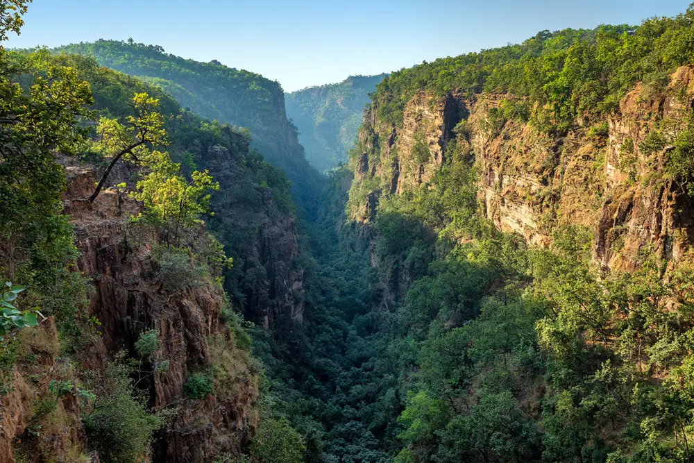 Nagpur to Pachmarhi Car Rental Service
